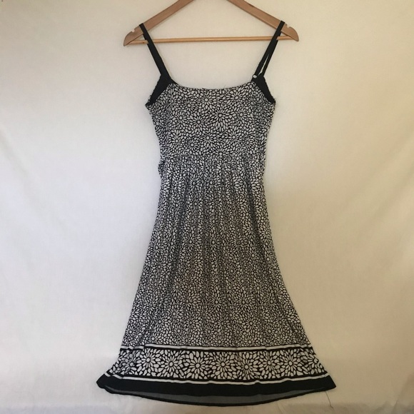 Colorblock Sundress - Picture 2 of 5